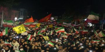 طنین اقتدار شب‌های مقاومت در خیابان‌های آران و بیدگل + فیلم