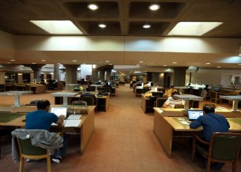 گلایه کاربران از محدود شدن ساعت فعالیت کتابخانه ملی